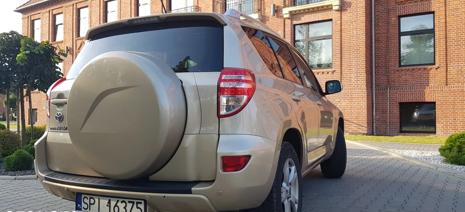 Toyota RAV4 cena 47000 przebieg: 147400, rok produkcji 2009 z Bełchatów małe 326